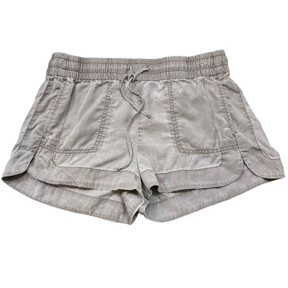 Brand new without Tags Express Brand Pull On Grey Shorts Size Small